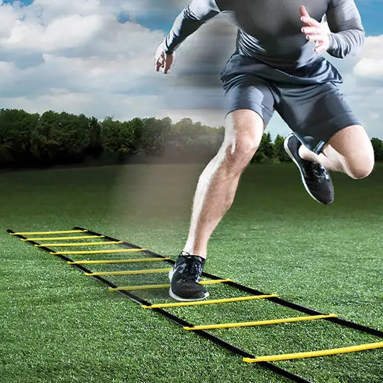 Echelle-d_entrainement-pour-travail-de-vitesse-et-d_agilite-jaune-et-noir-facile-a-utiliser
