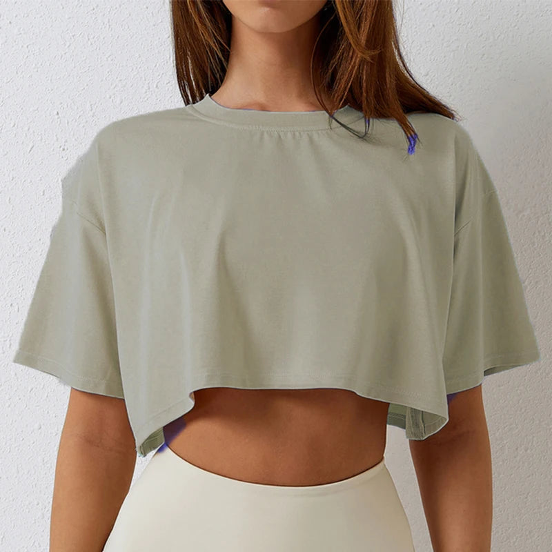 T-shirt-sport-femme-PSFit™-gris-clair-style-minimaliste-matière-douce-et-respirante